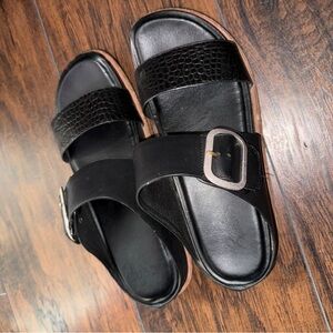 Sofft Women’s Black Buckle Sandals